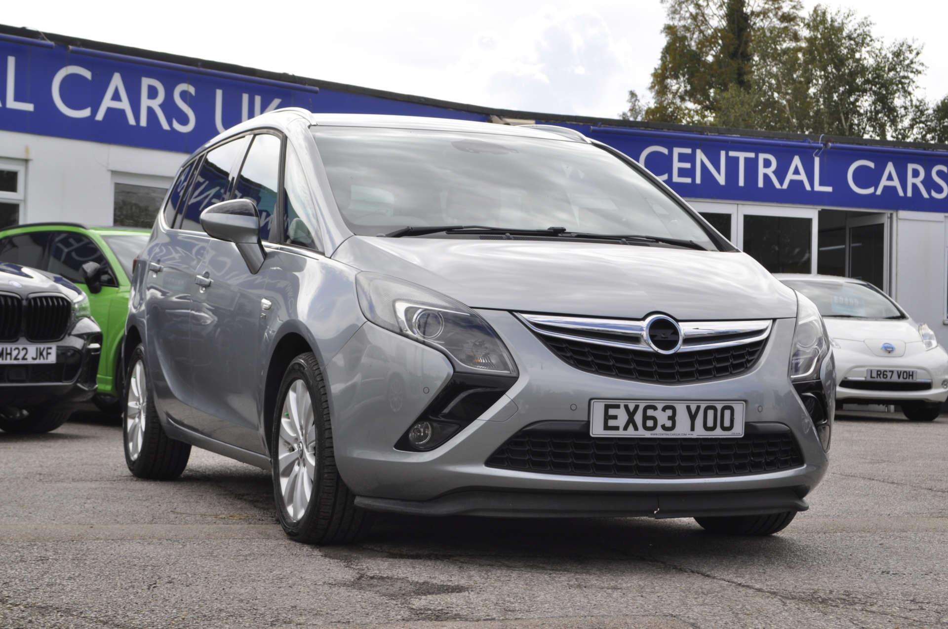 Vauxhall Zafira Tourer view 27