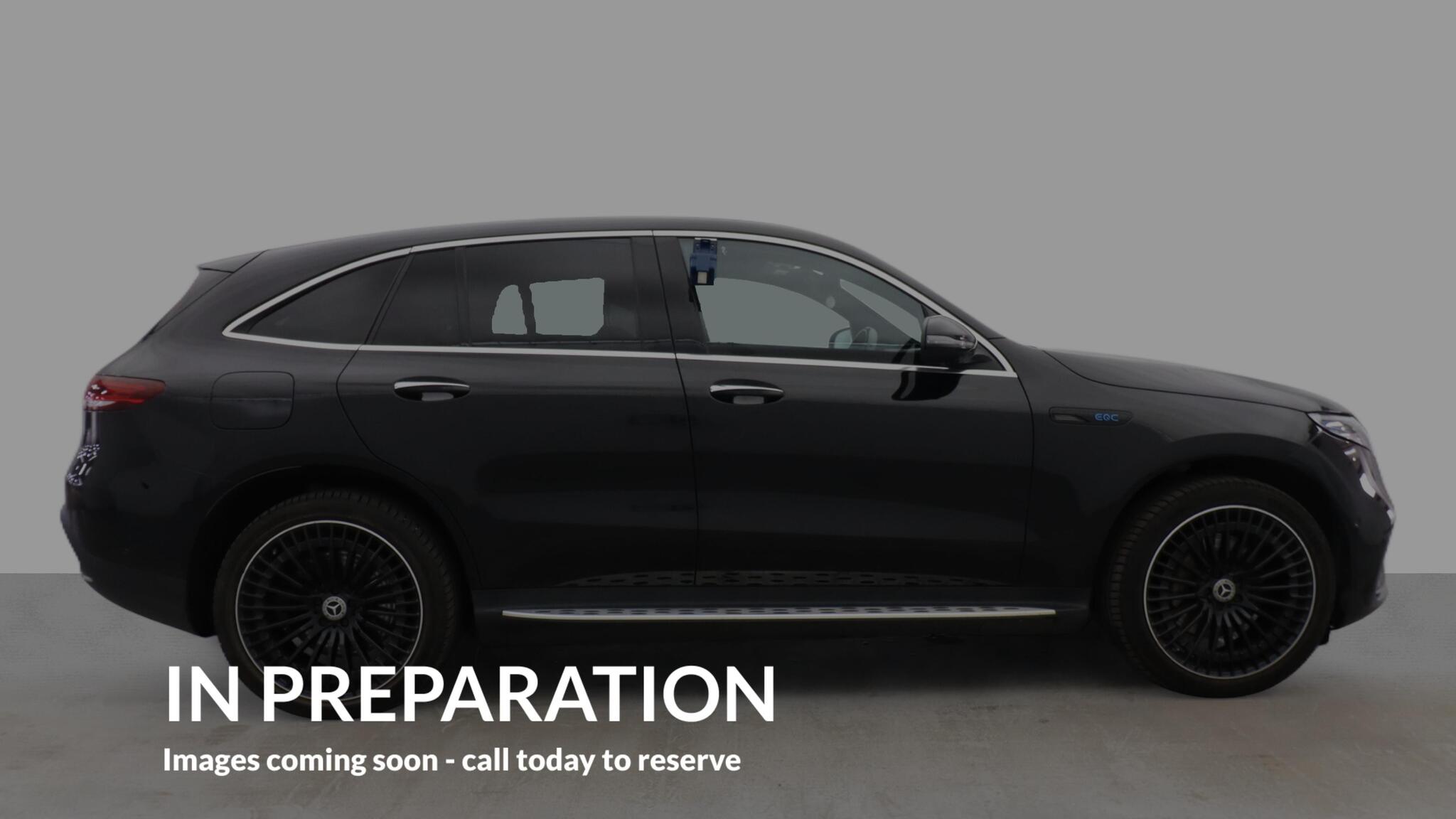 Mercedes-Benz EQC view 5