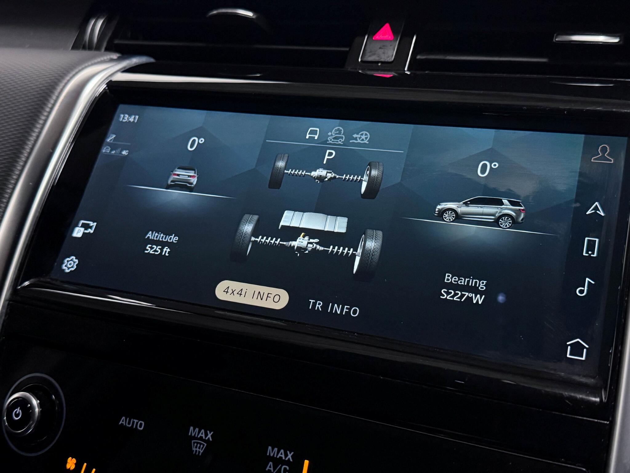 Land Rover Discovery Sport view 57