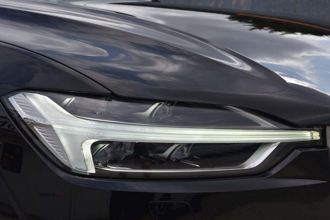 Volvo XC60 view 13