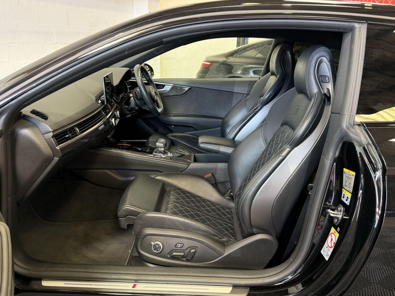 Audi S5 view 57