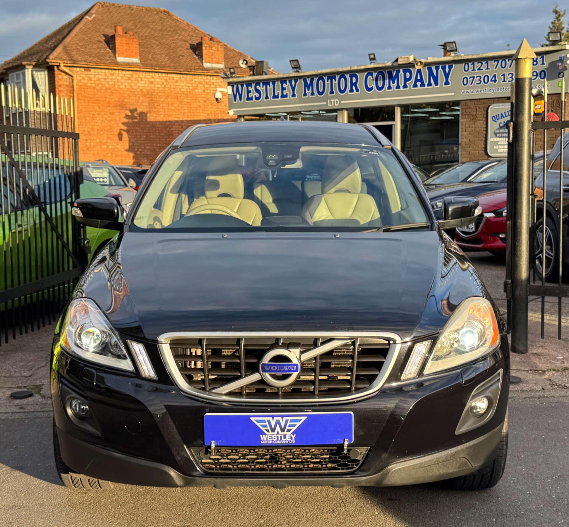 Volvo XC60 view 4