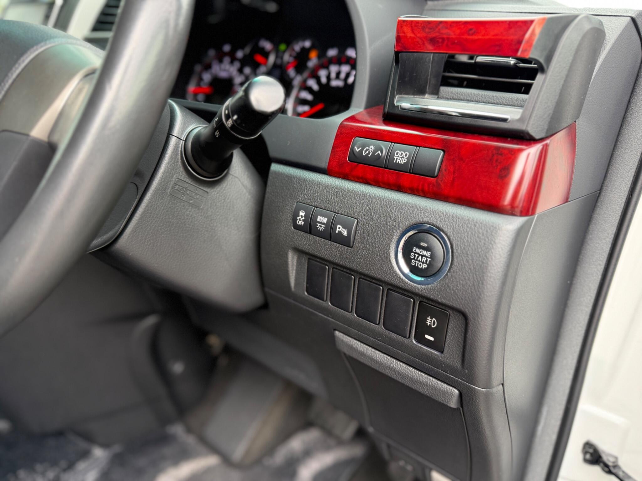 Toyota Vellfire view 84