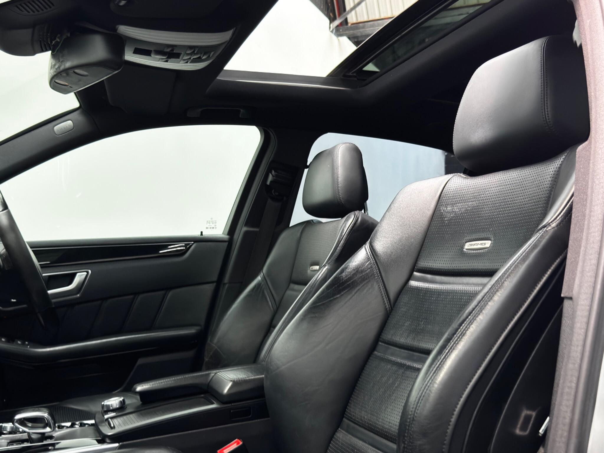 Mercedes-Benz E-Class view 60