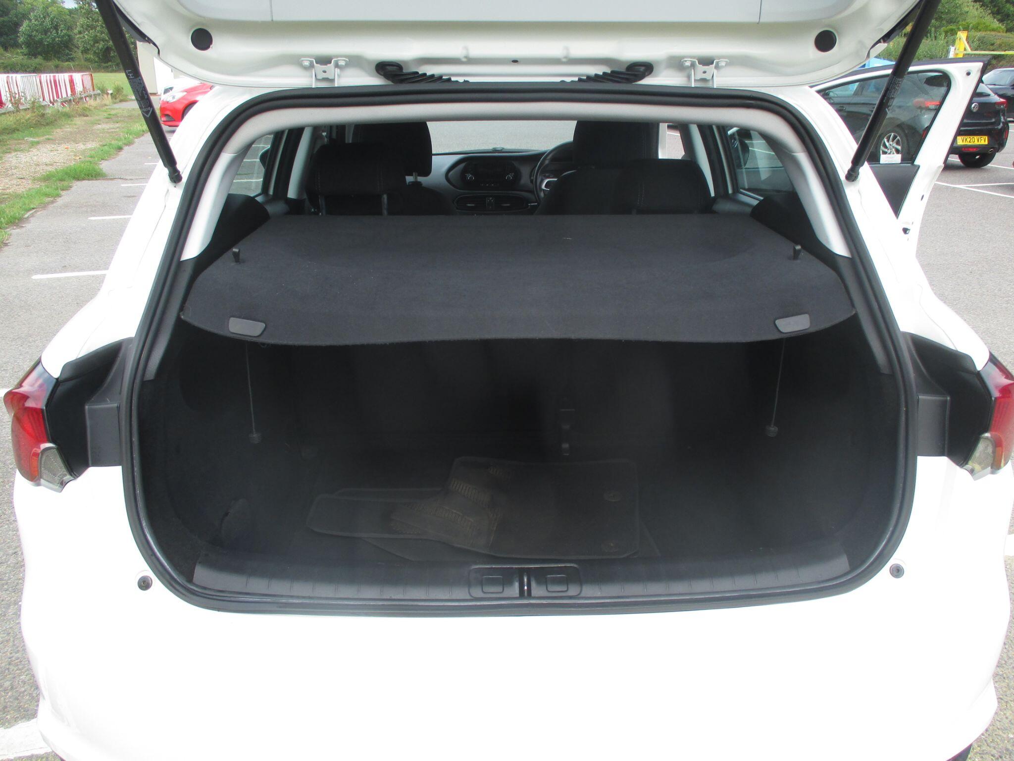 Fiat Tipo view 28