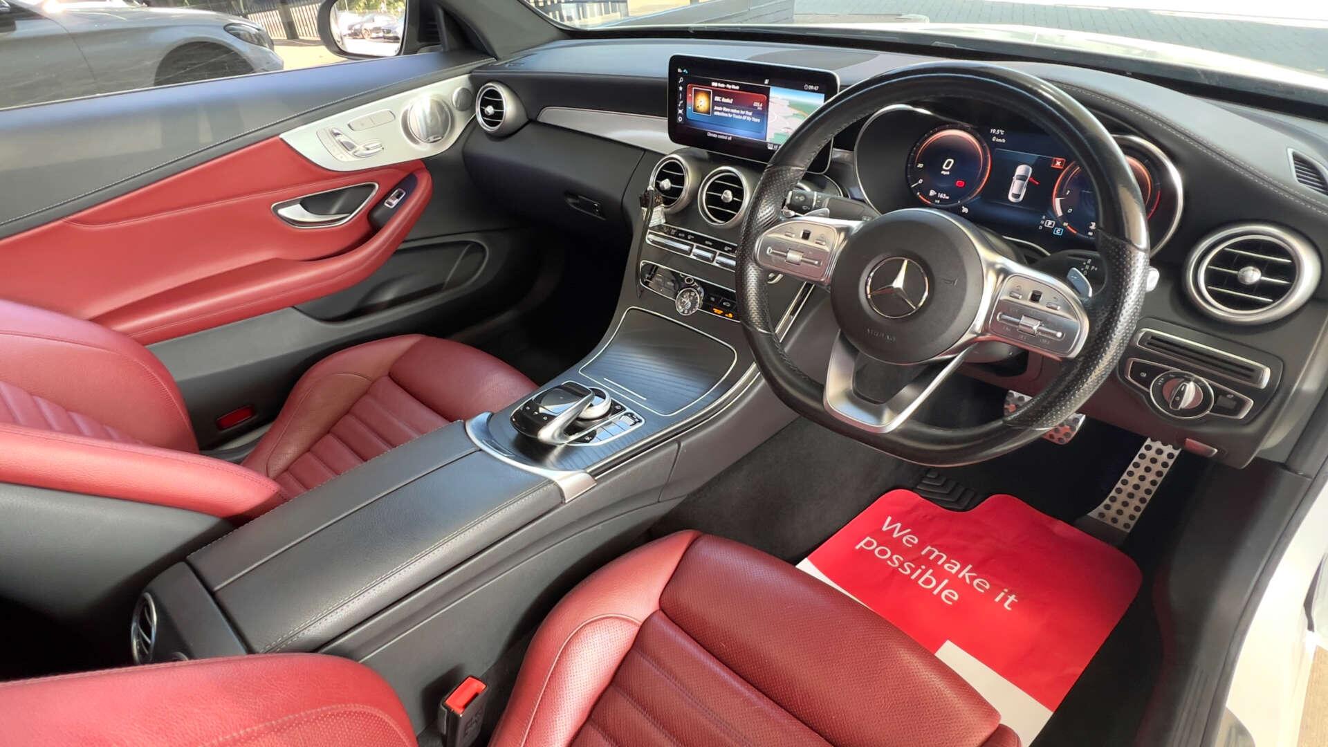 Mercedes-Benz C-Class view 4