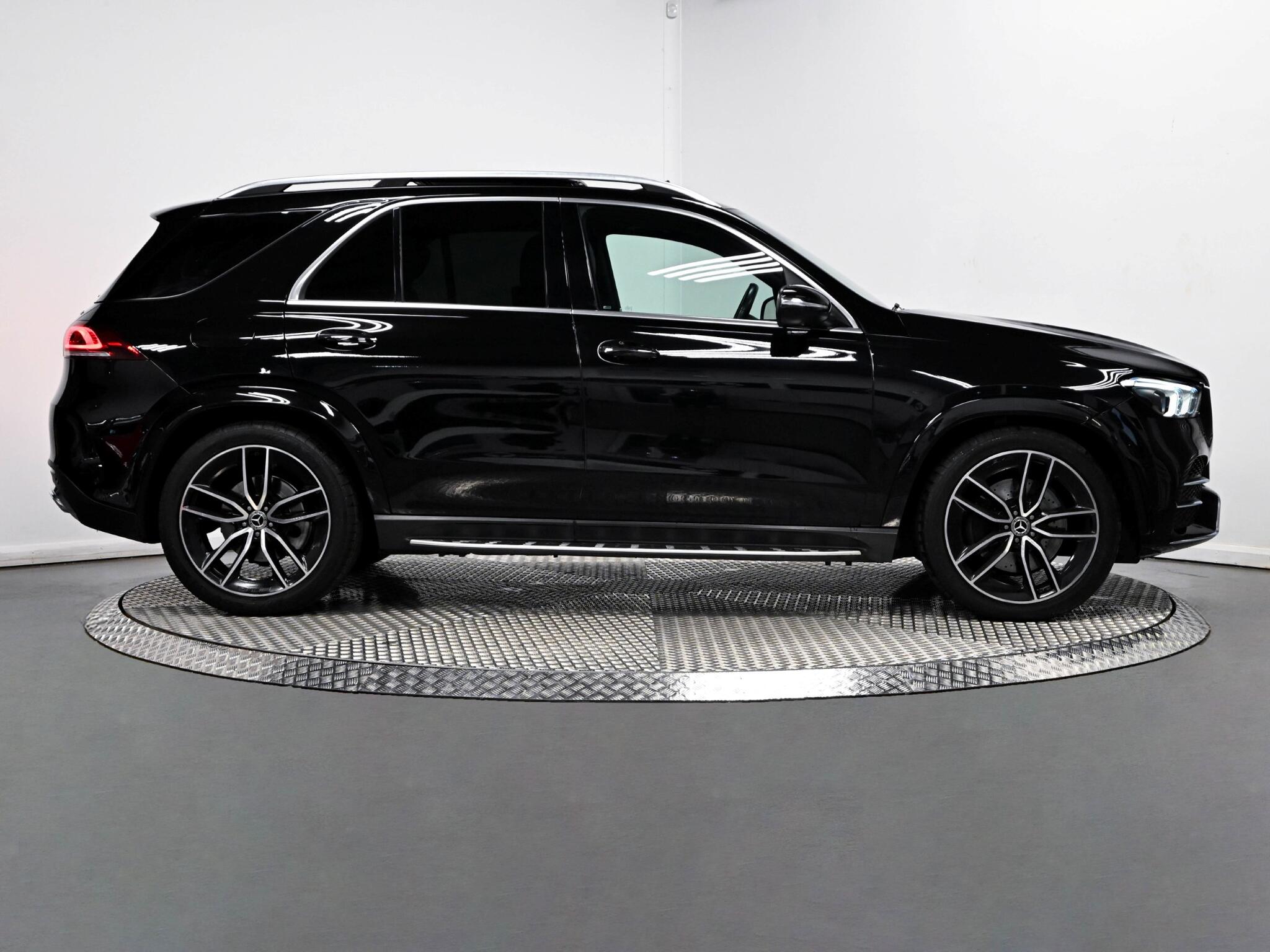 Mercedes-Benz Gle view 41