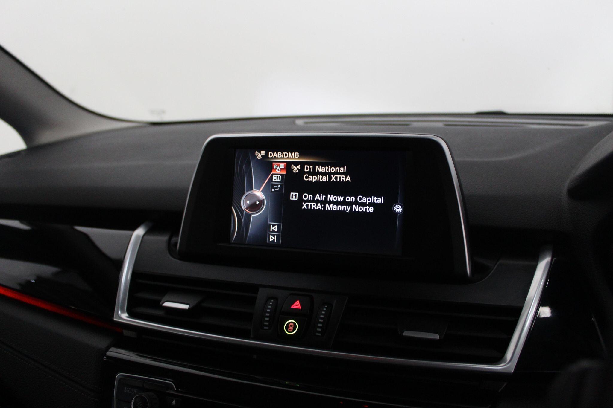 BMW 2 Series view 35