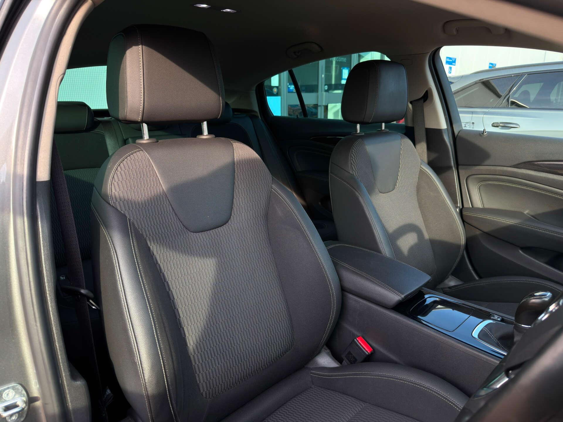 Vauxhall Insignia view 13