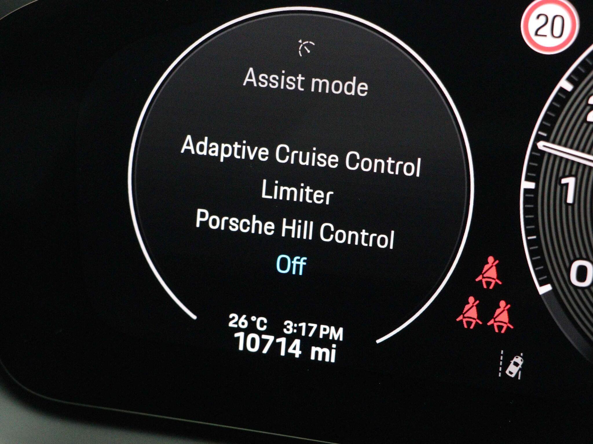 Porsche Cayenne view 43
