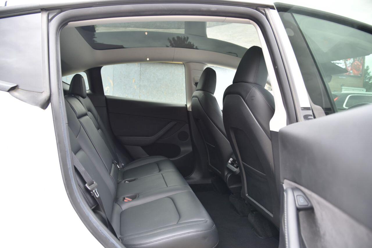 Tesla Model Y view 23