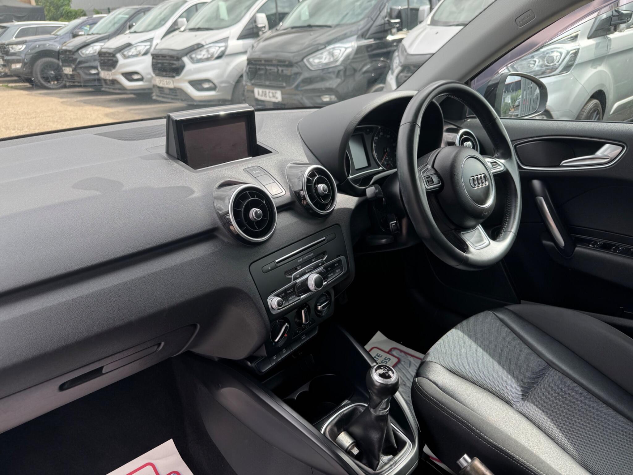 Audi A1 view 11