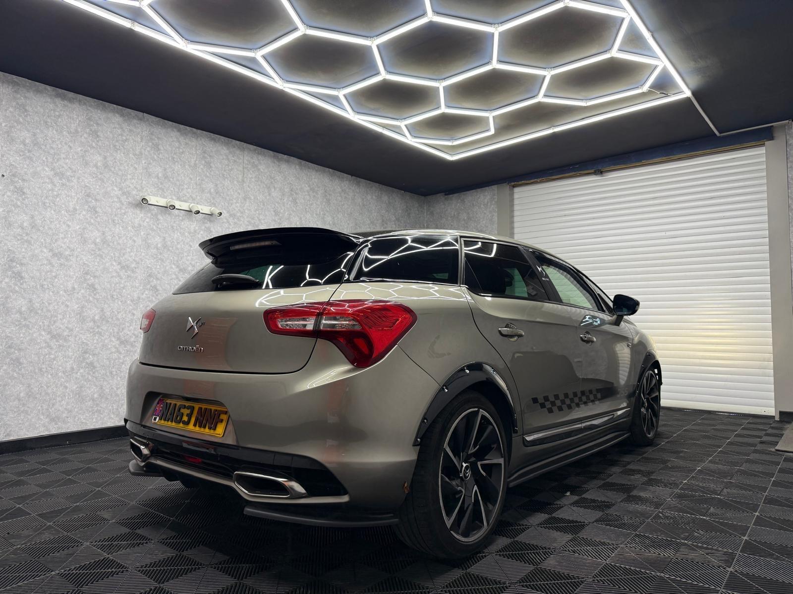 Citroen DS5 view 4