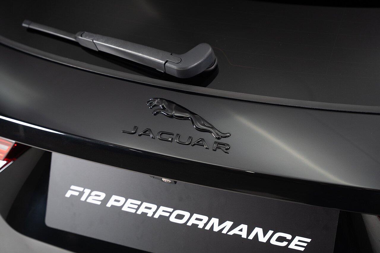 Jaguar F-Pace view 29