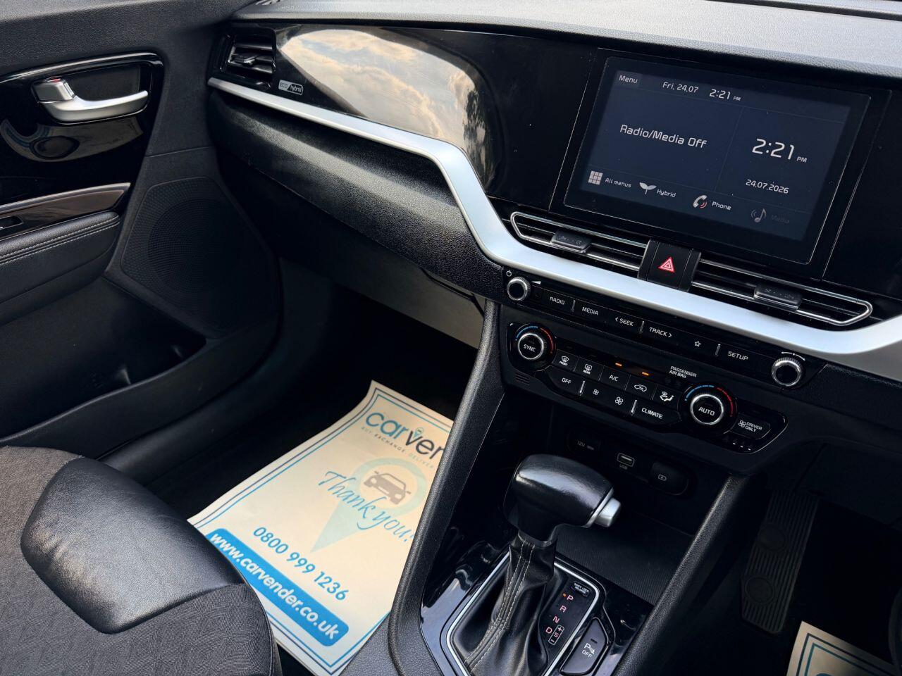 Kia Niro view 34