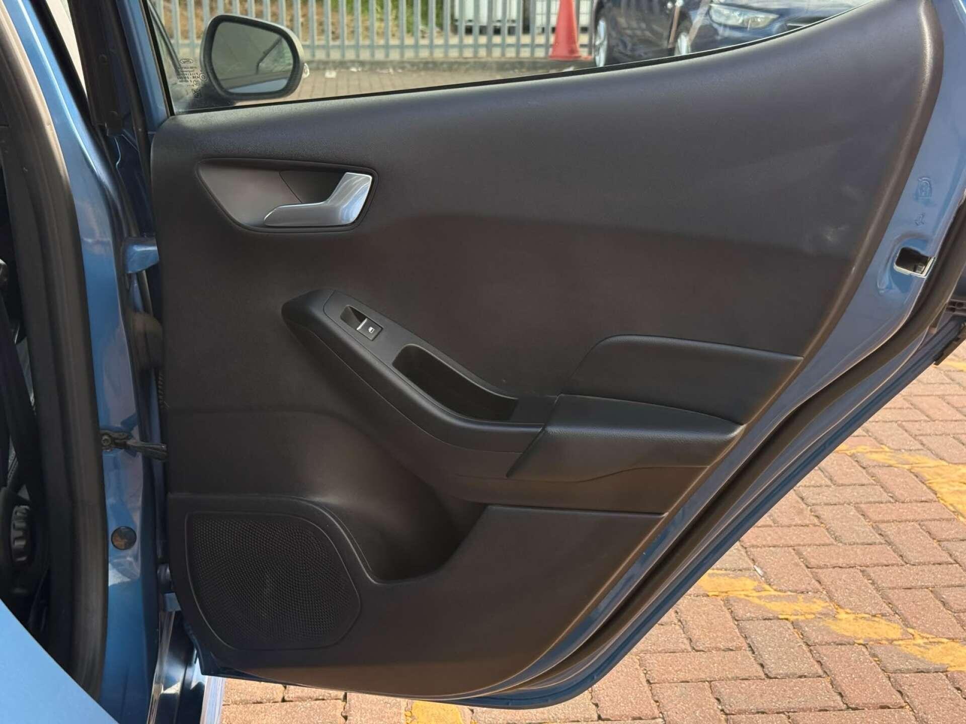 Ford Fiesta view 27