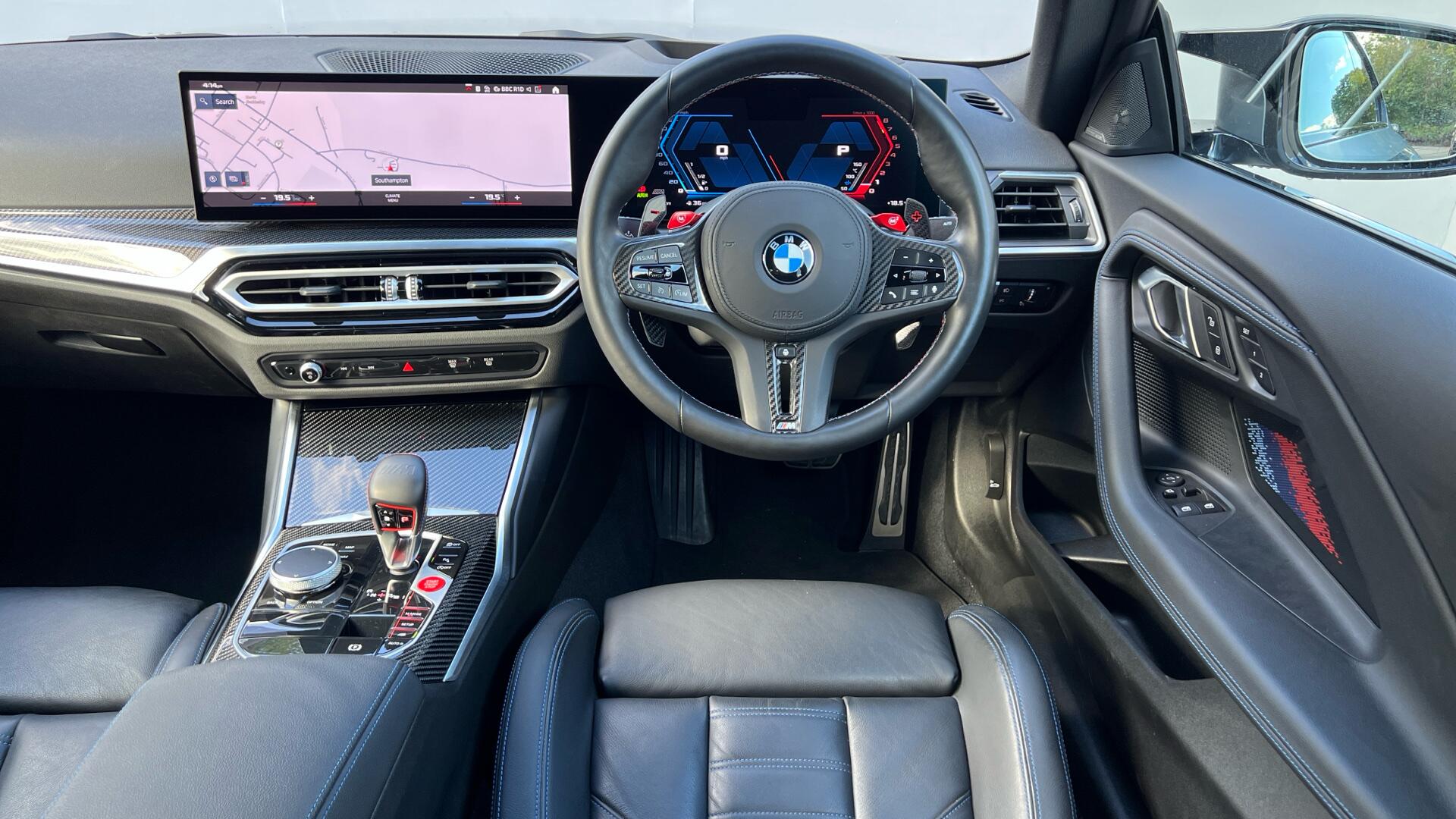 BMW M2 view 5