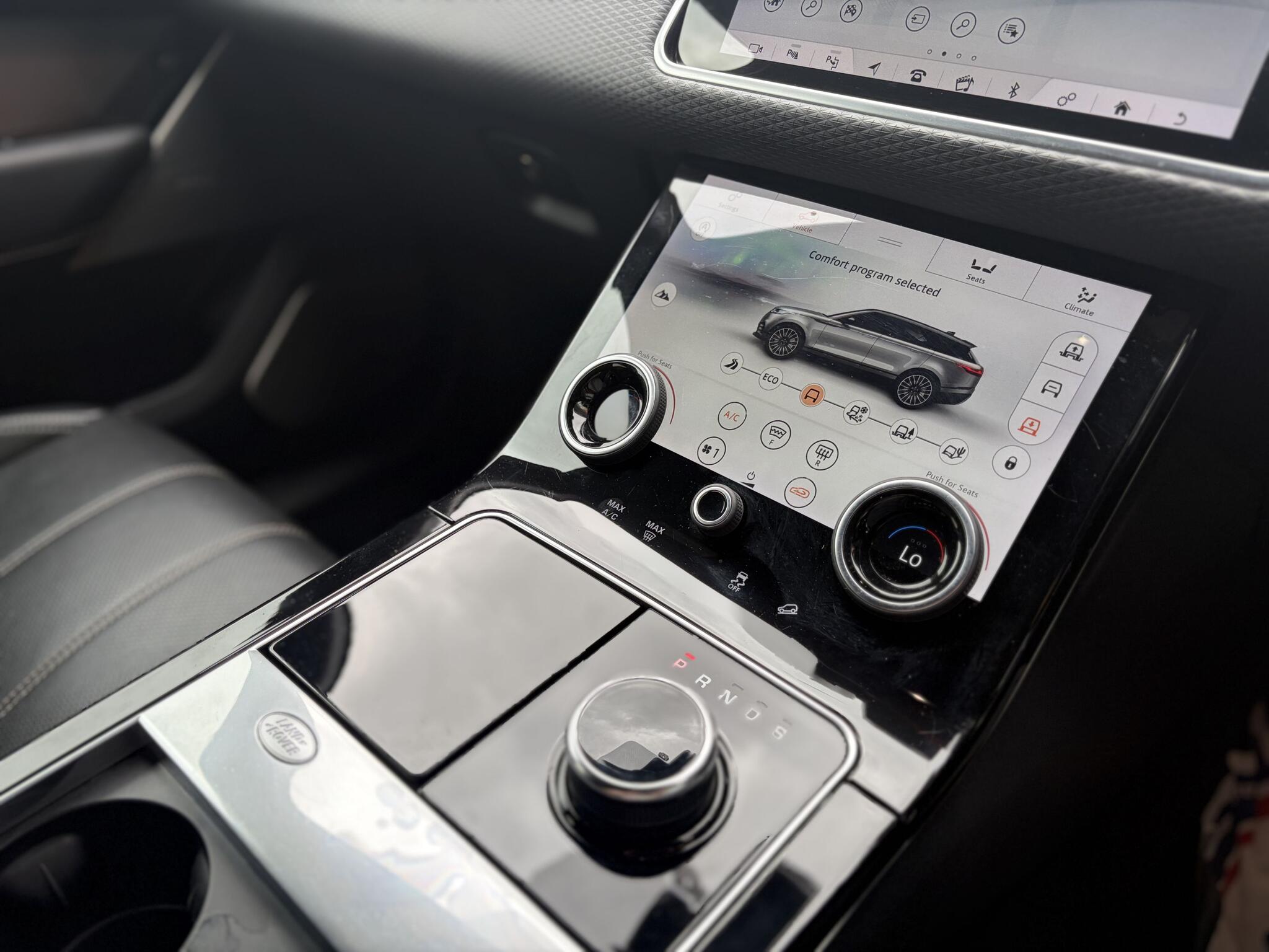 Land Rover Range Rover Velar view 20
