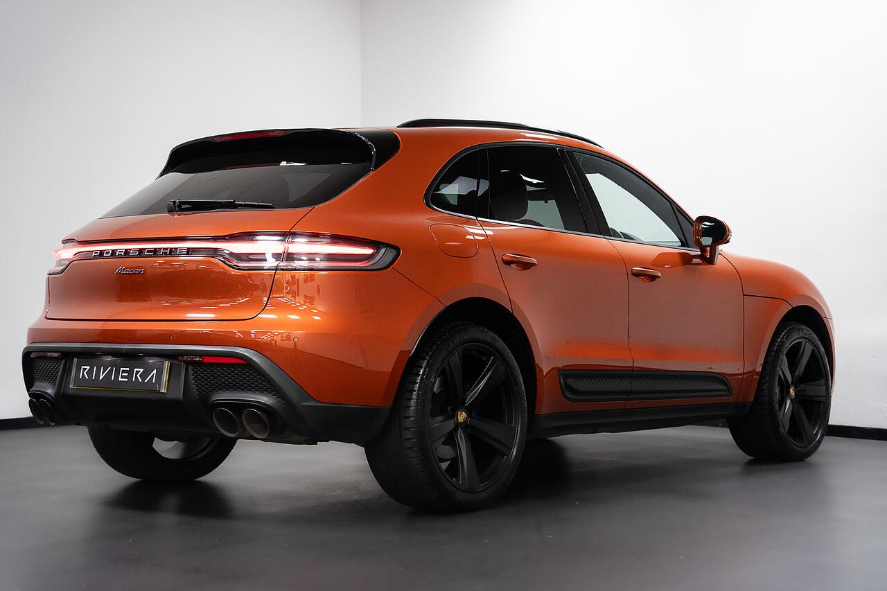 Porsche Macan view 38