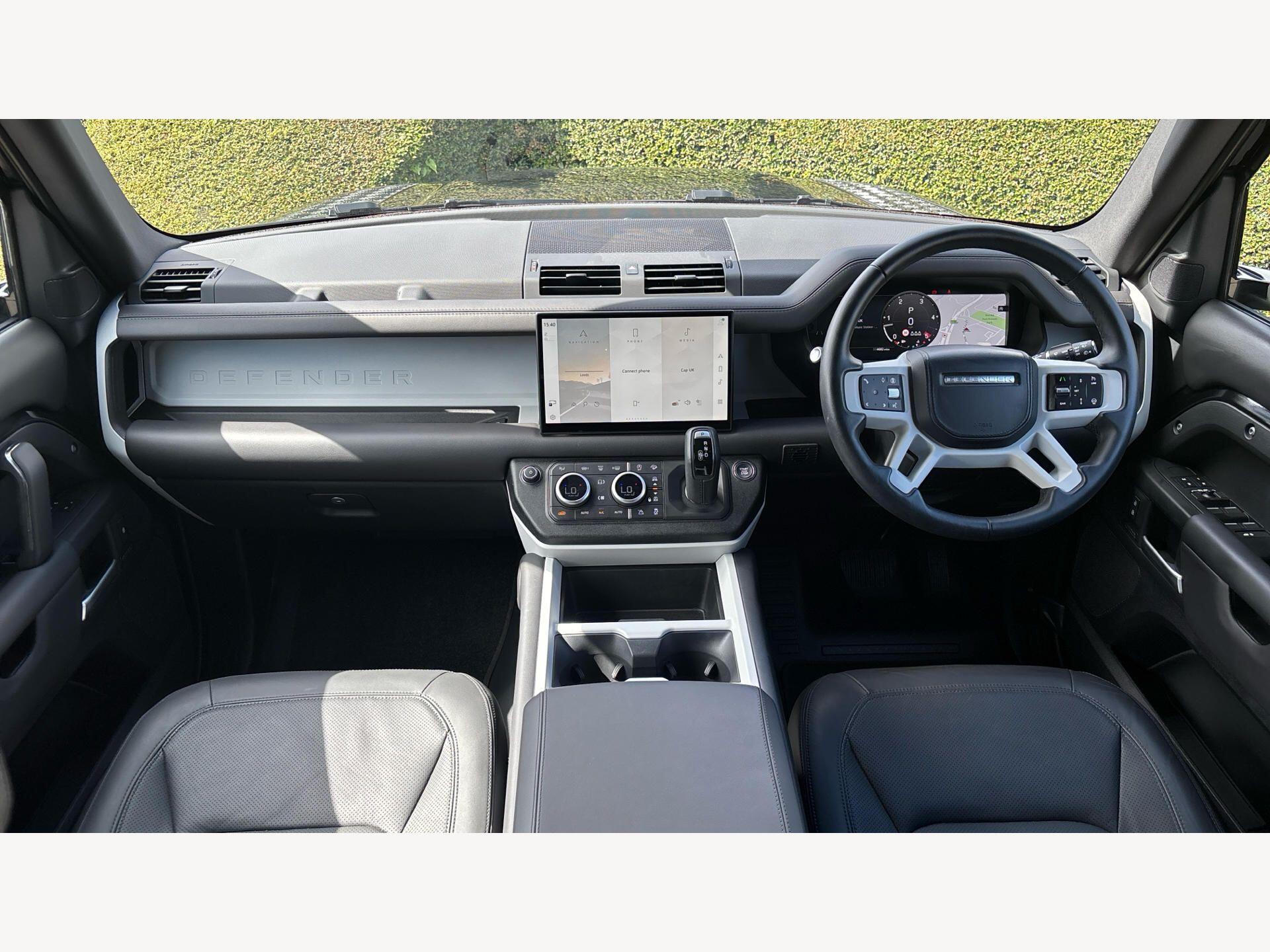 Land Rover Defender view 11