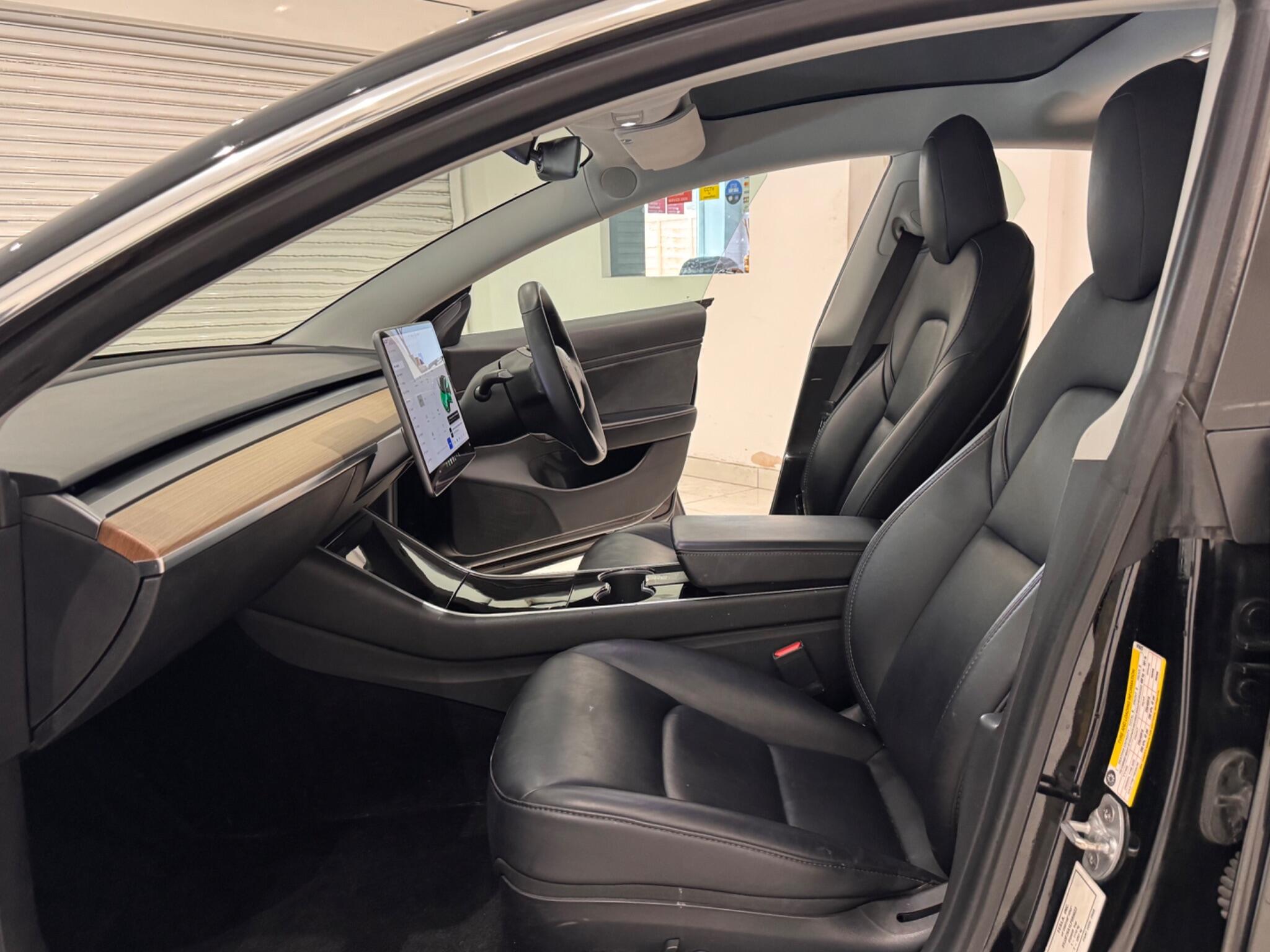 Tesla Model 3 view 8