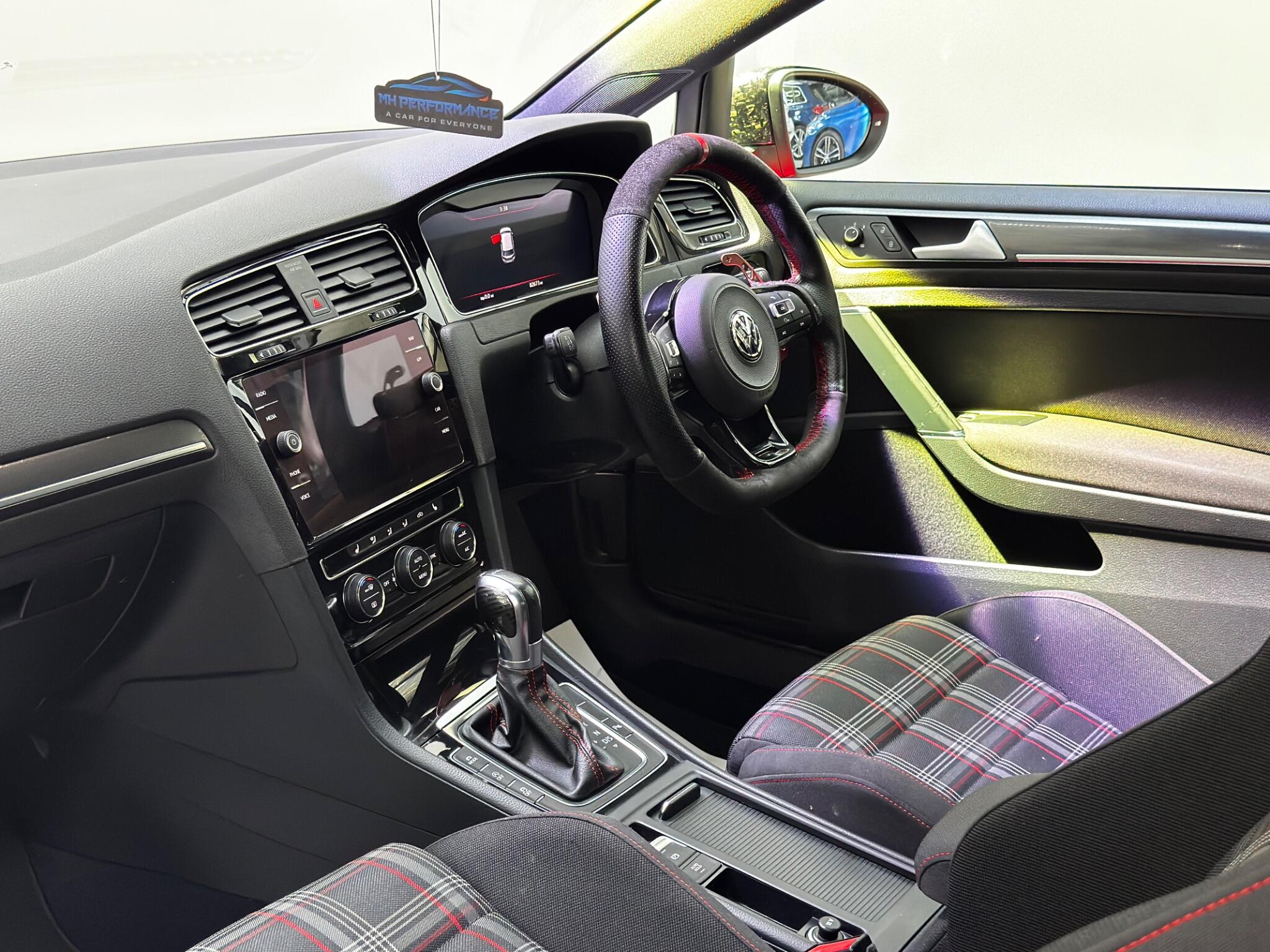 Volkswagen Golf view 47