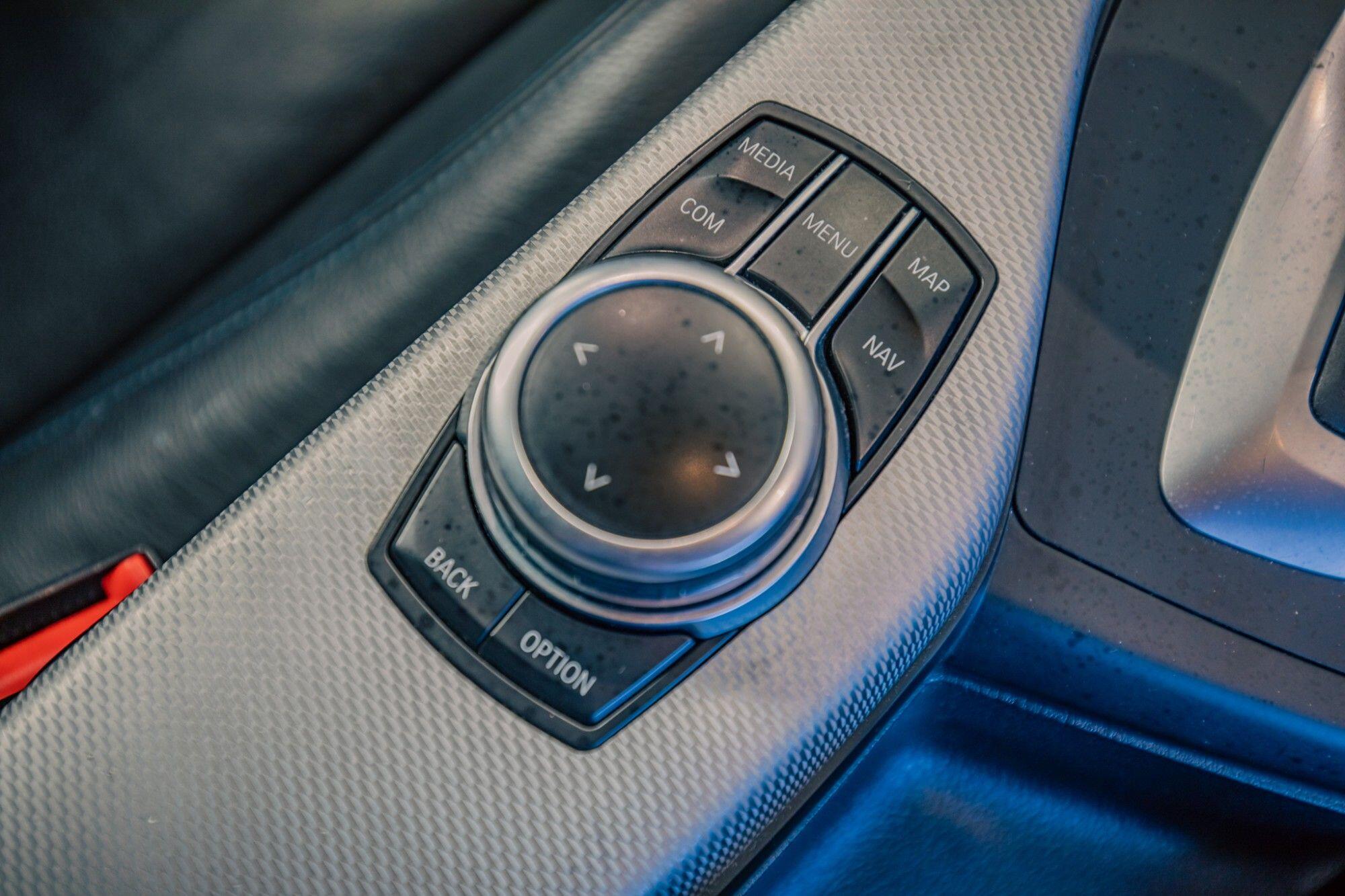 BMW 1 Series view 16