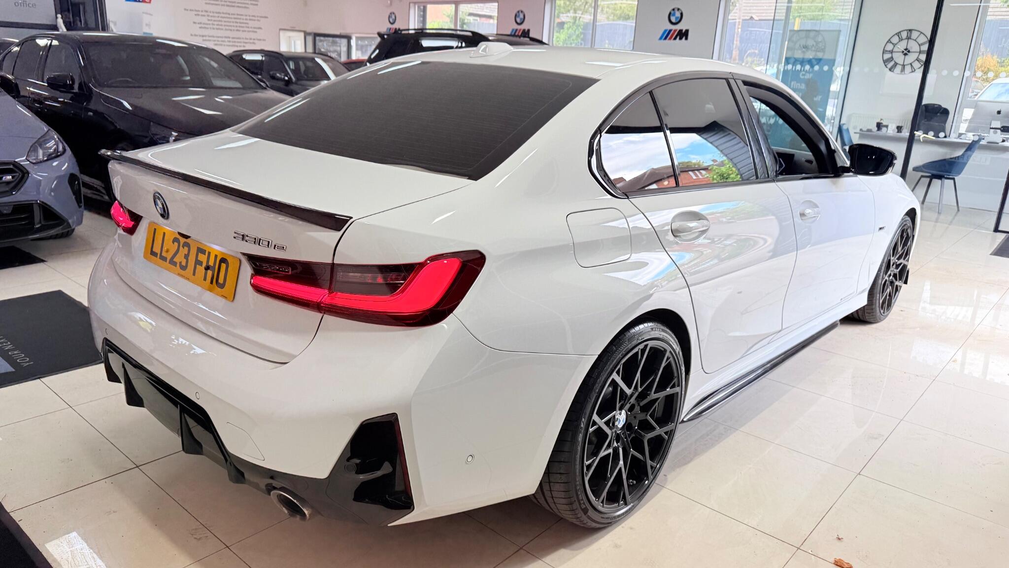 BMW 3 Series view 43