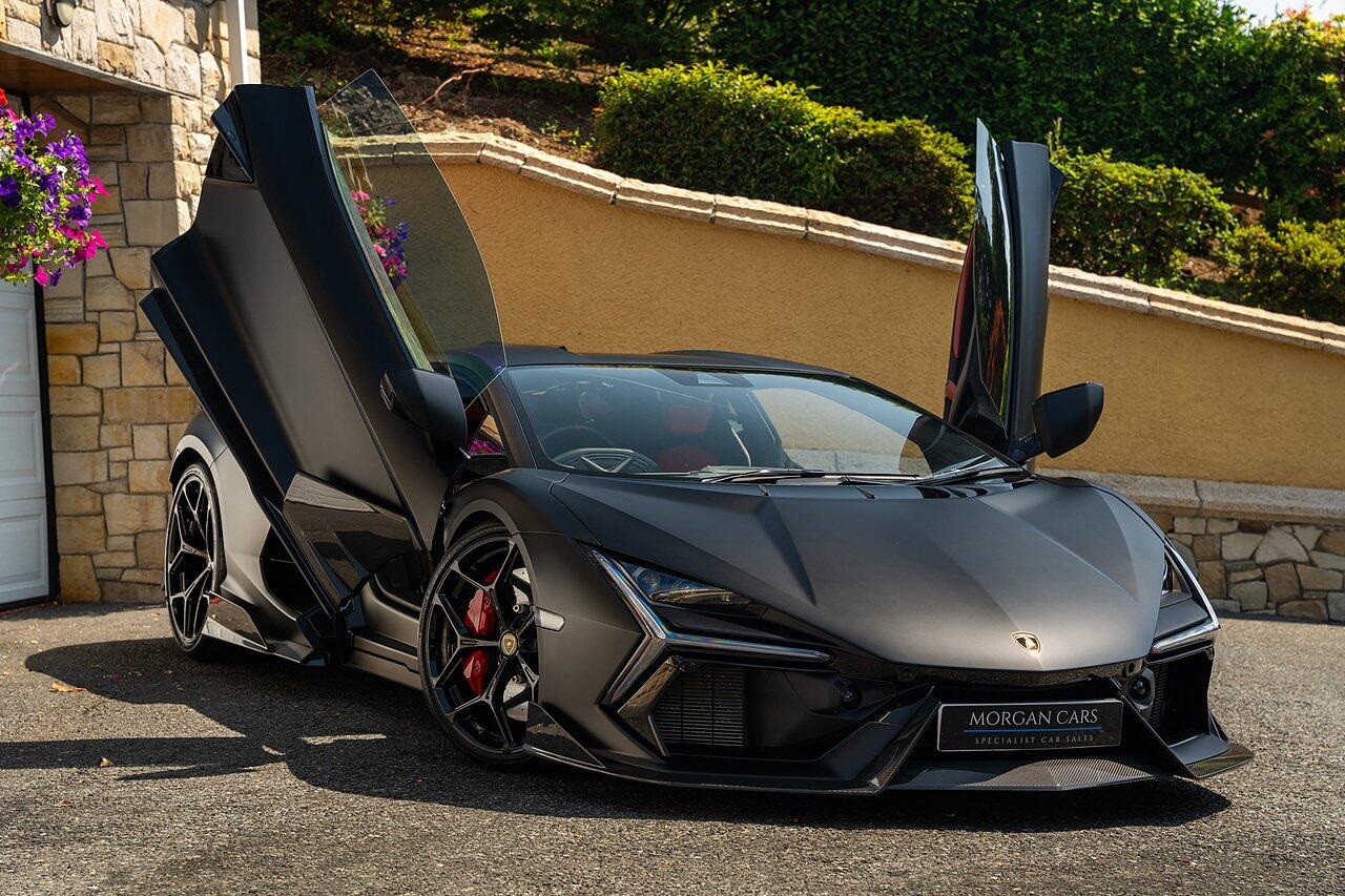 Lamborghini Revuelto view 48