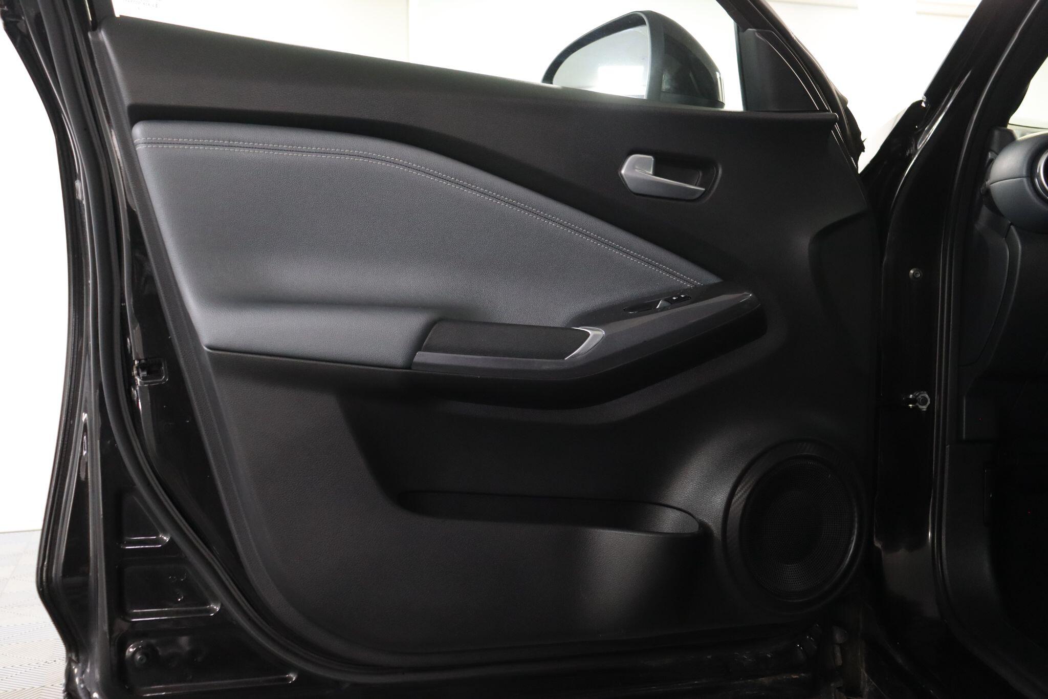Nissan Juke view 44