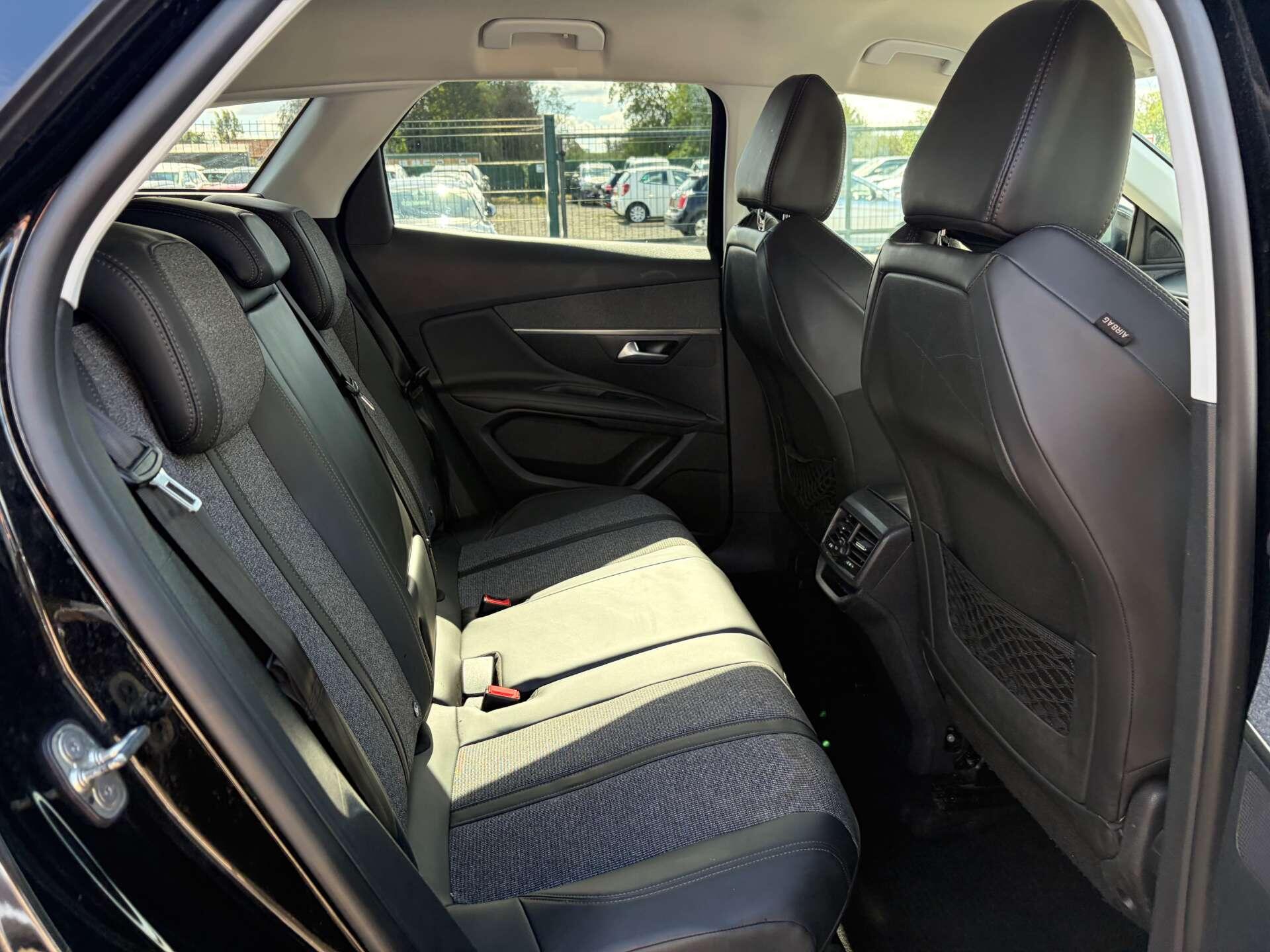Peugeot 3008 view 27