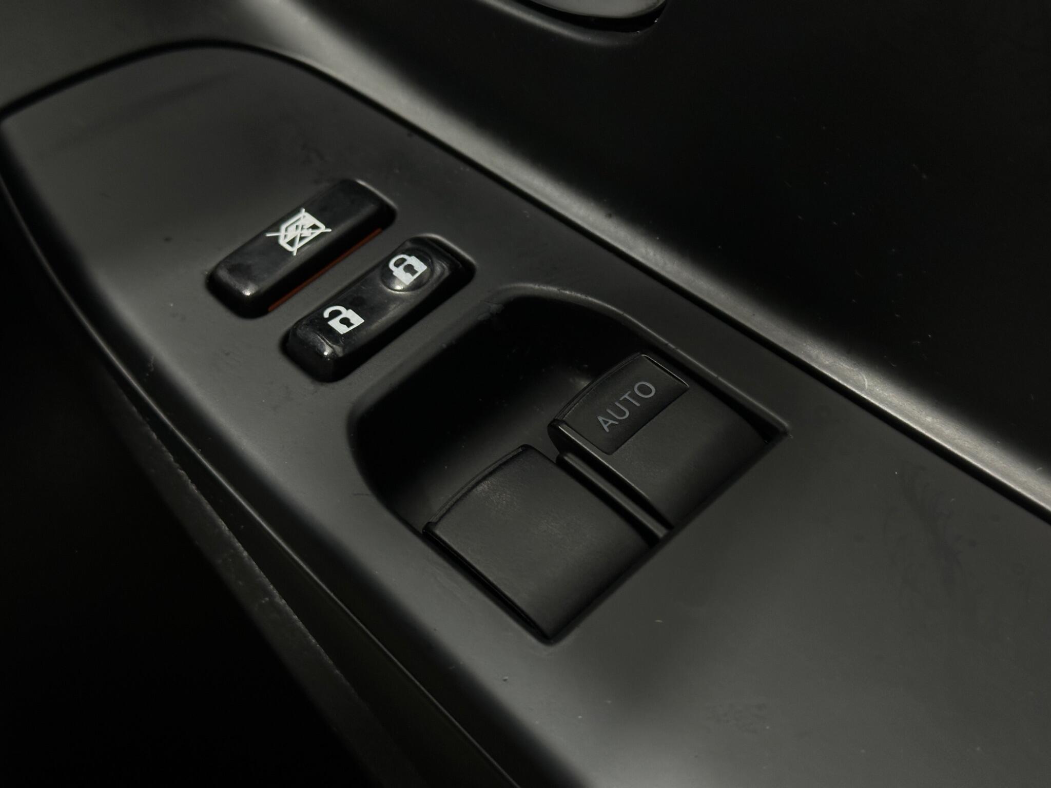 Toyota Yaris view 19