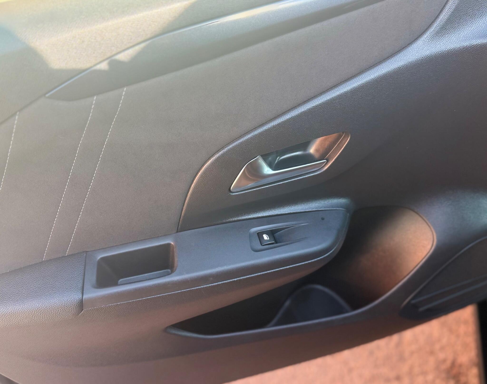 Vauxhall Corsa view 12