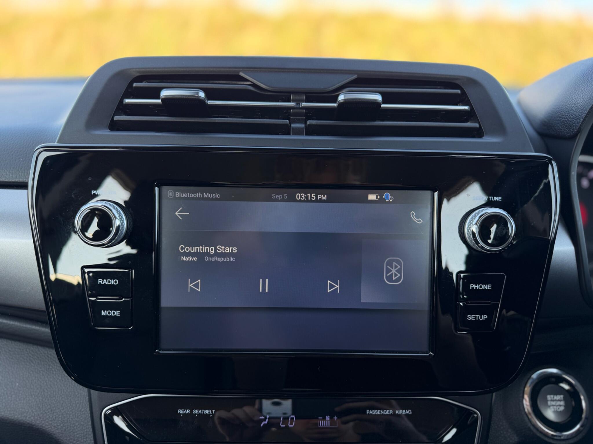 KGM Tivoli view 22