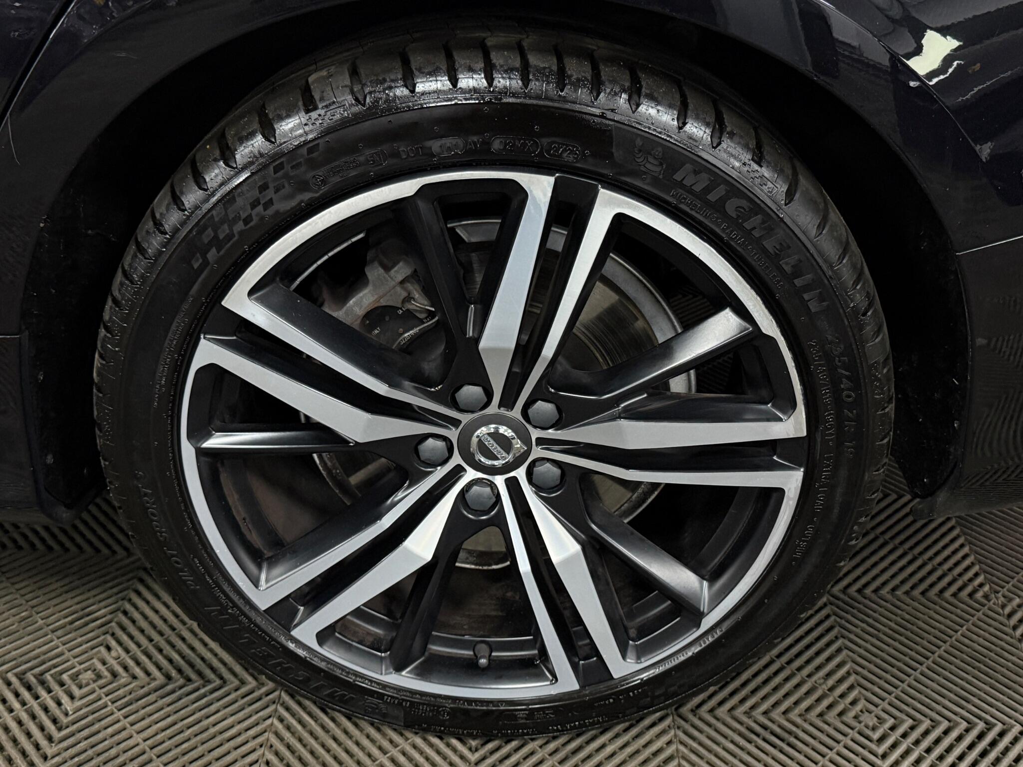 Volvo V60 view 39