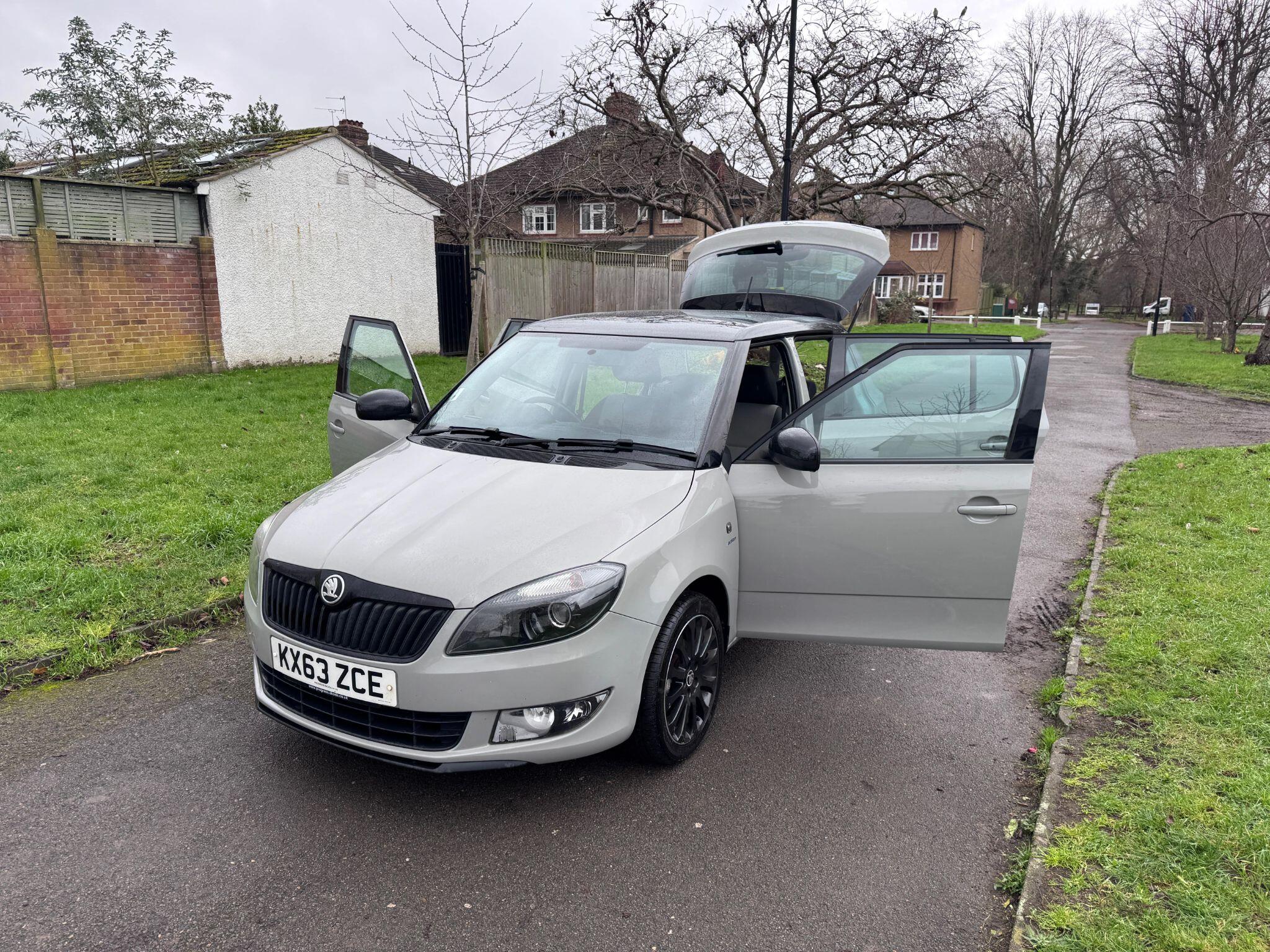 2013 Skoda Fabia image 25