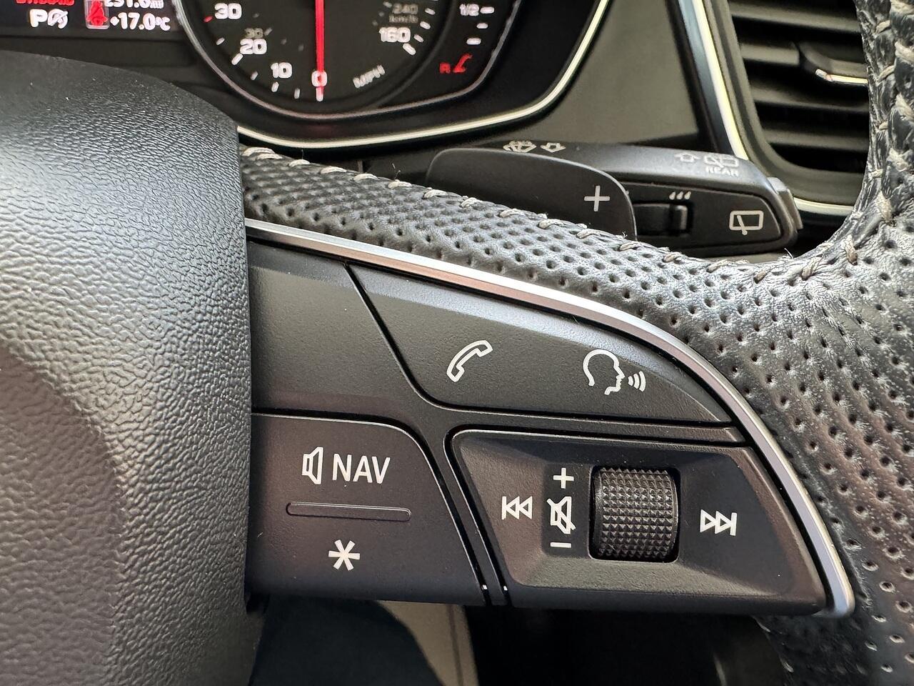 Audi Q5 view 22