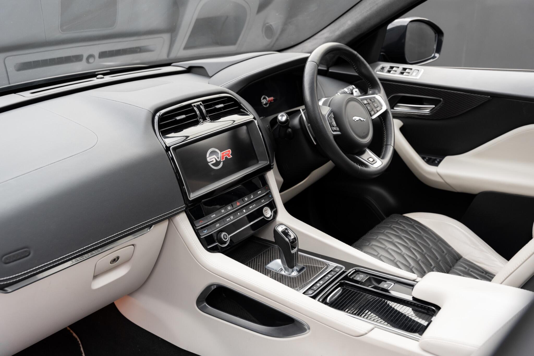 Jaguar F-Pace view 50