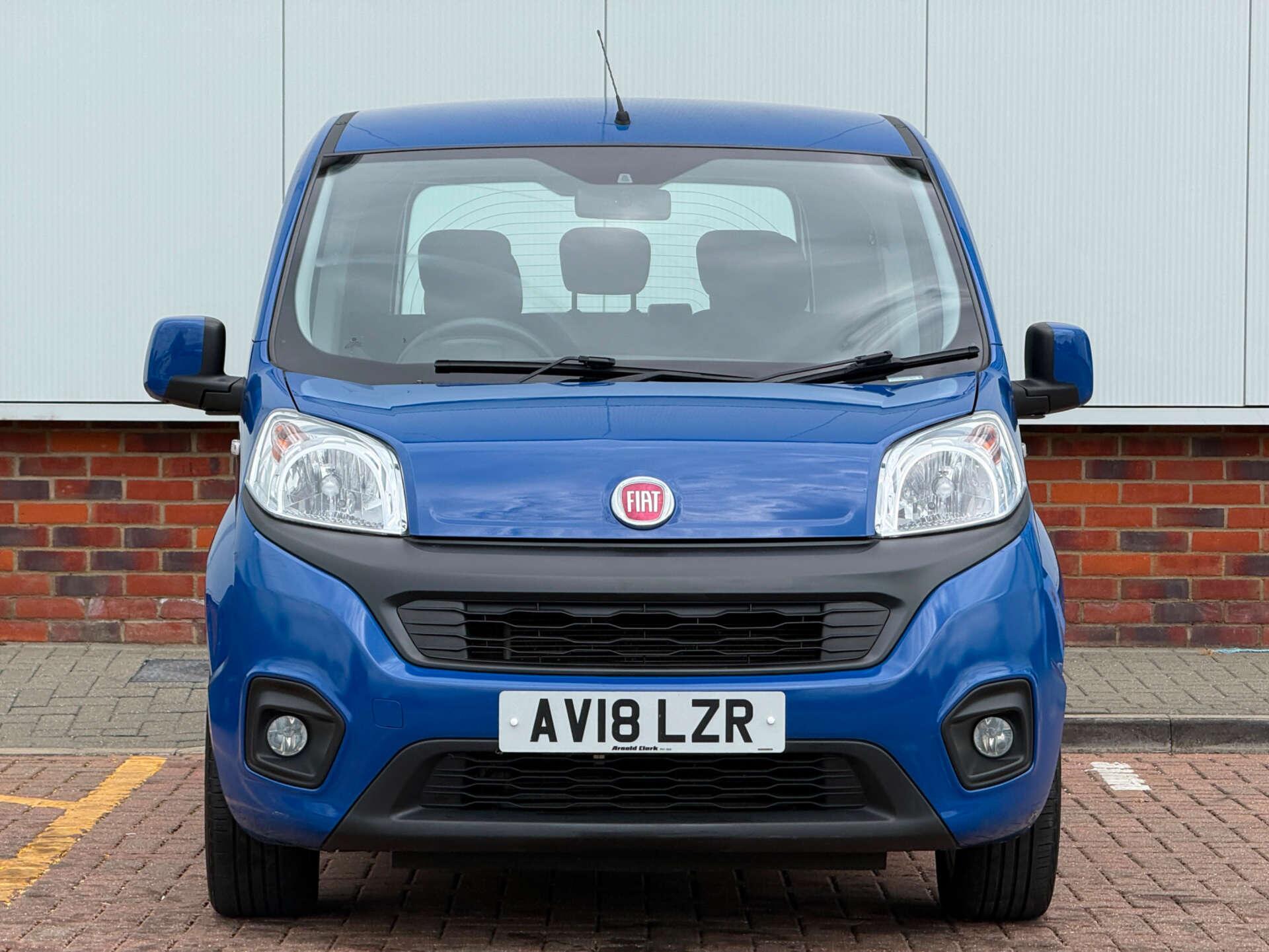 Fiat Qubo view 2