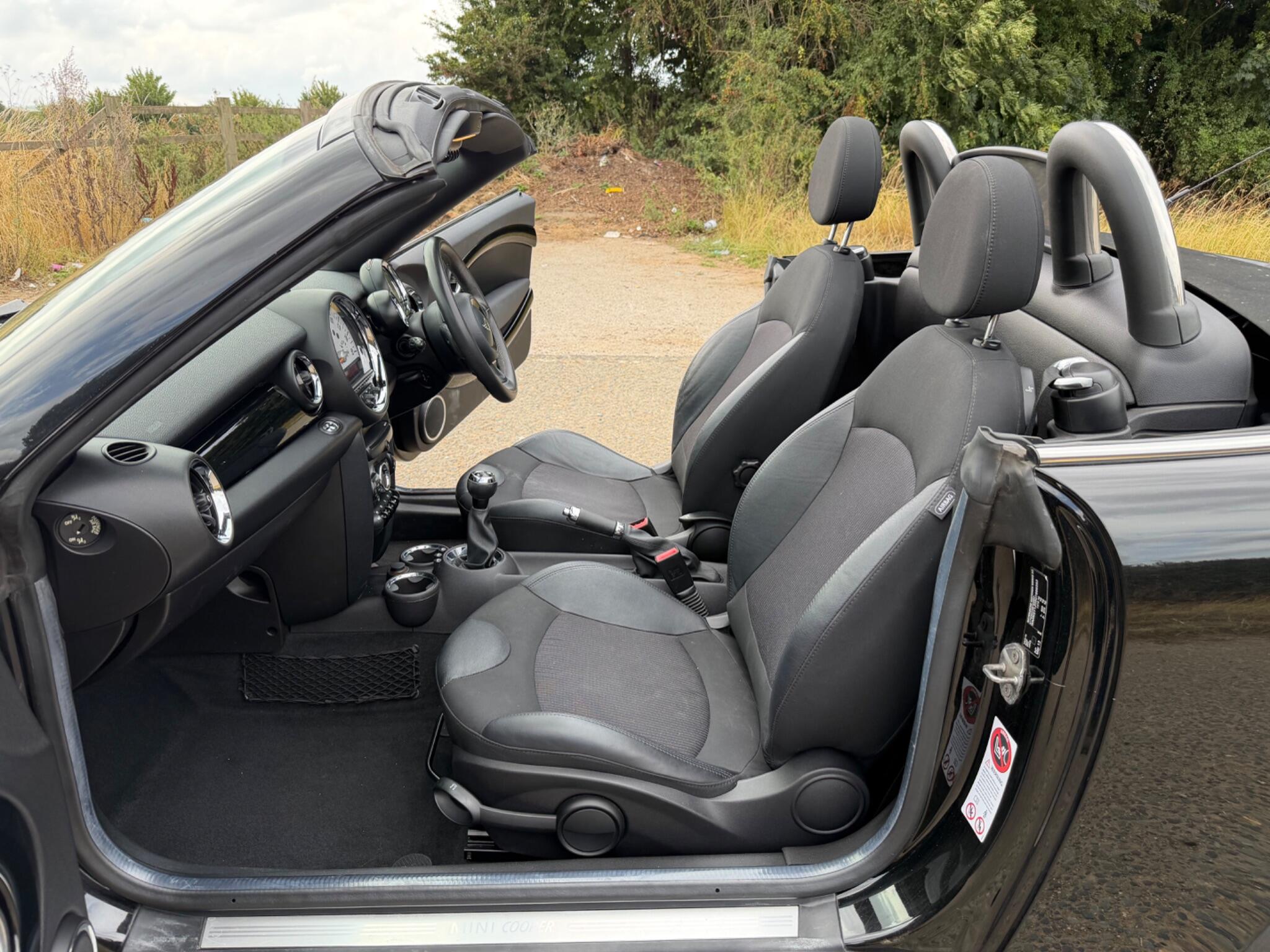 Mini Roadster view 20