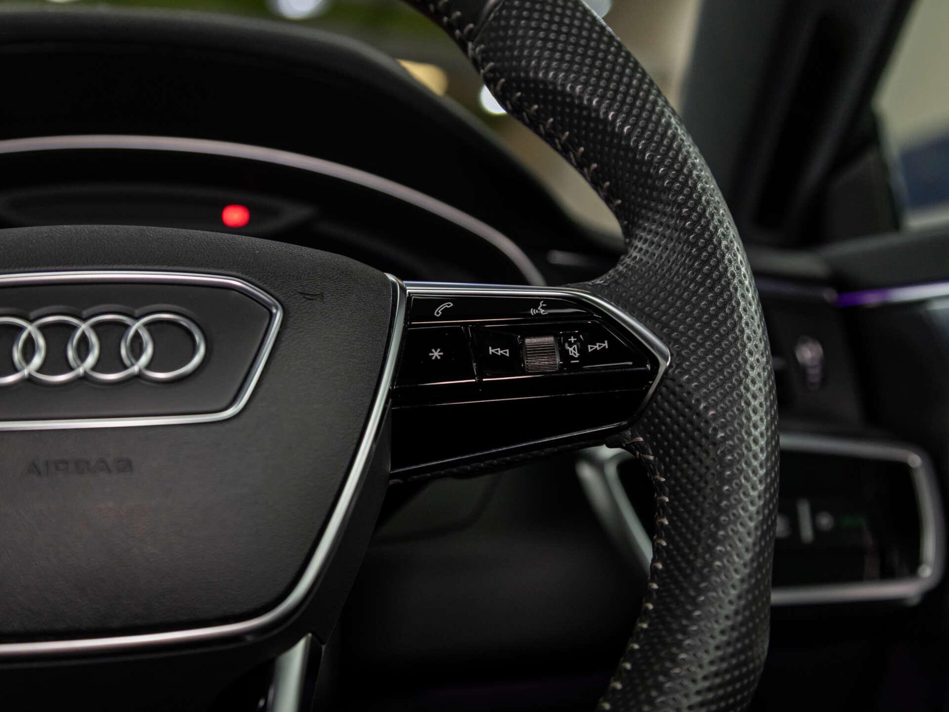 Audi S7 view 45