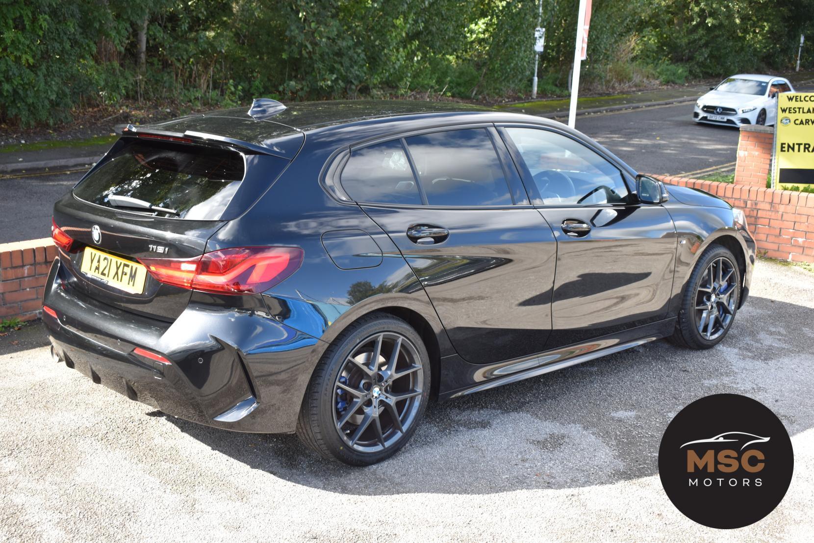 BMW 1 Series view 19