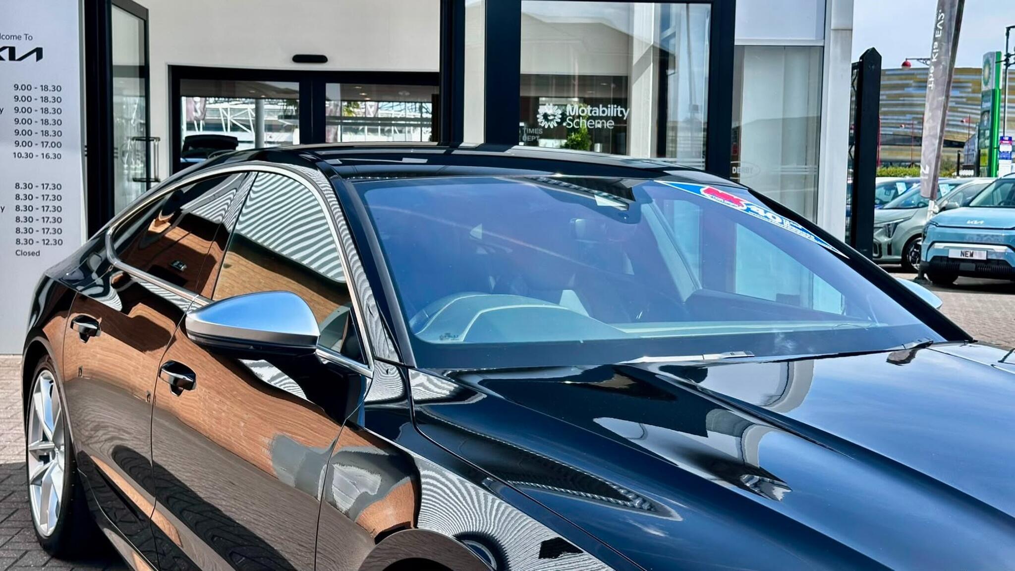 Audi Audi S7 view 5