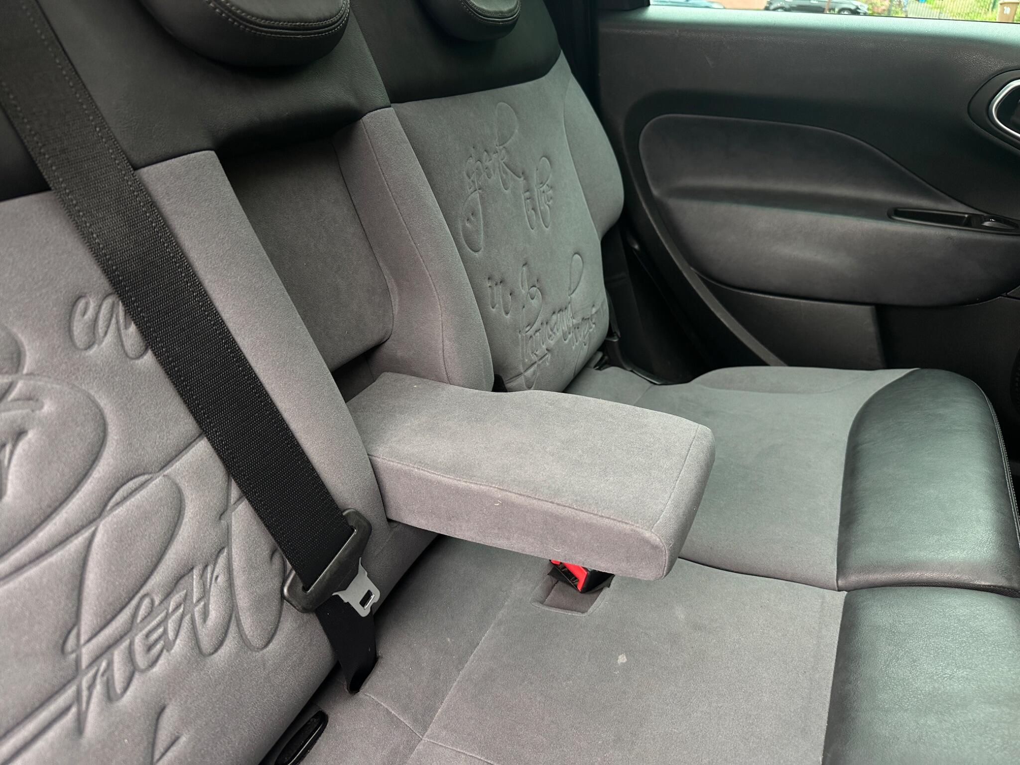 Fiat 500L view 33