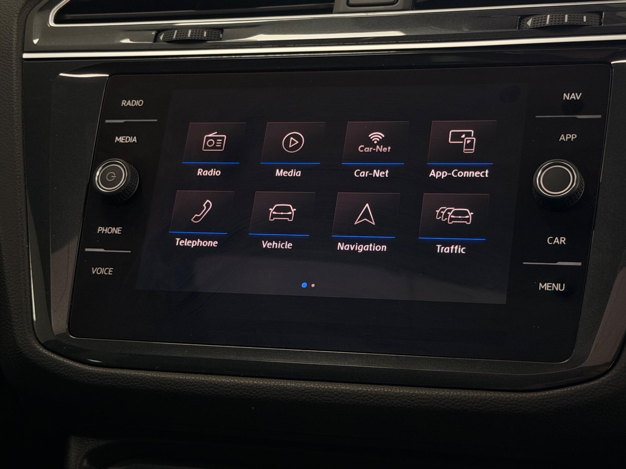 Volkswagen Tiguan view 26