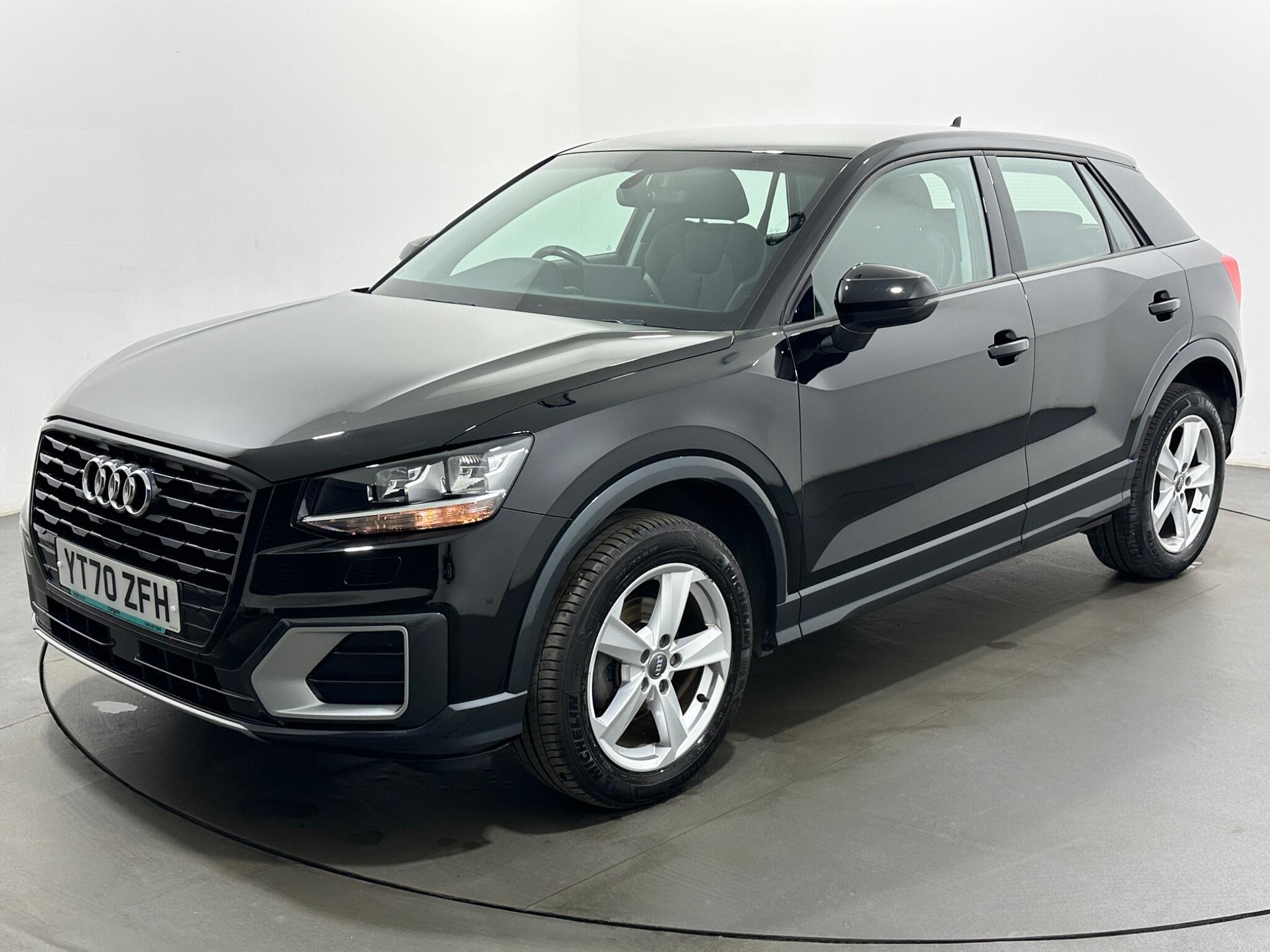 Audi Q2 view 54