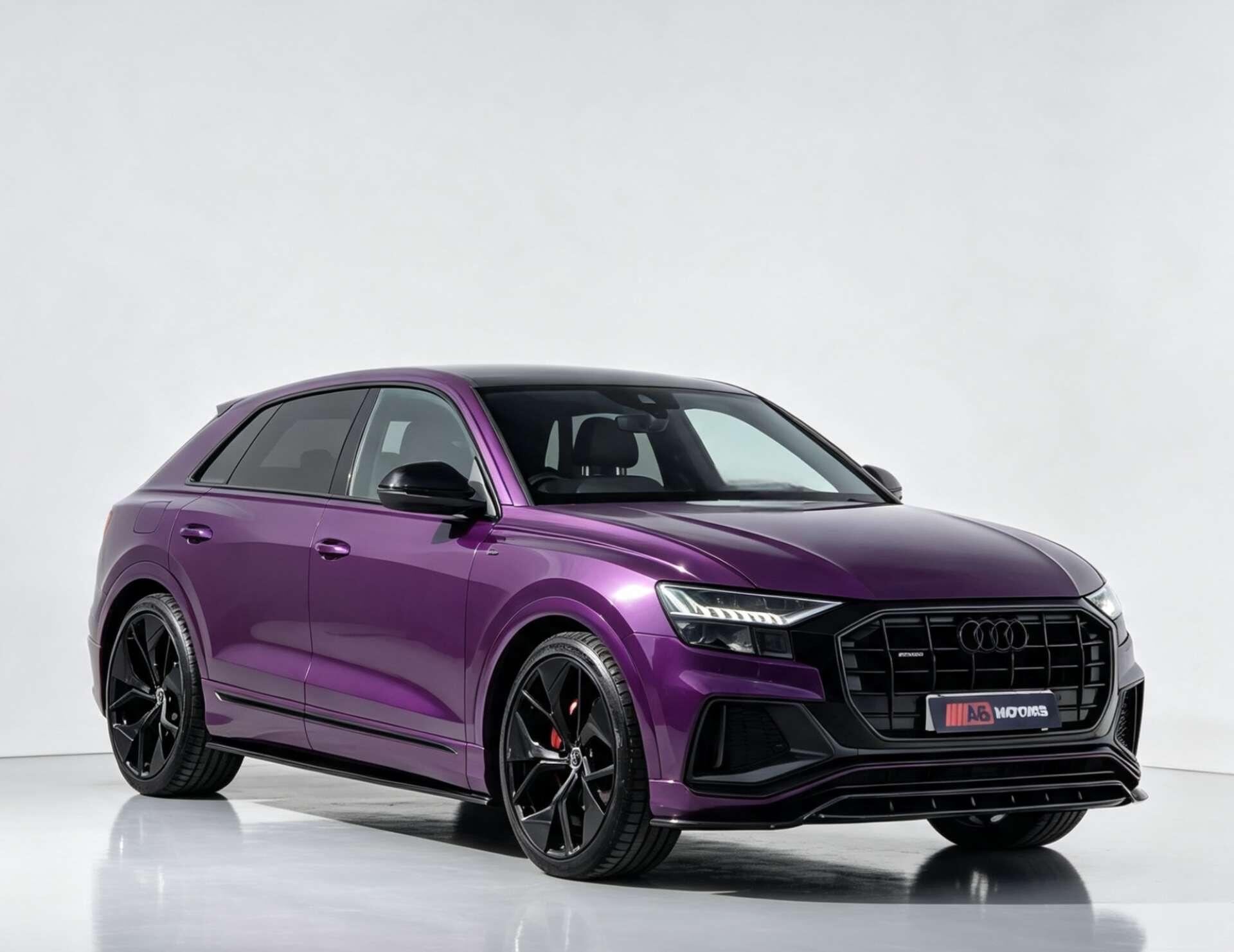 Audi Q8 view 2