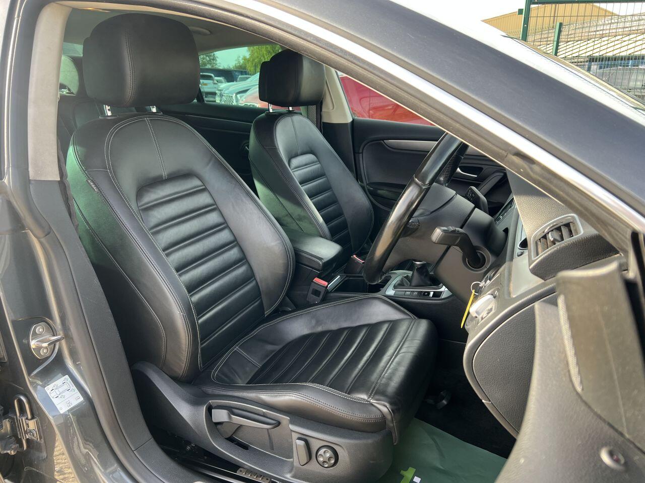 Volkswagen CC view 16