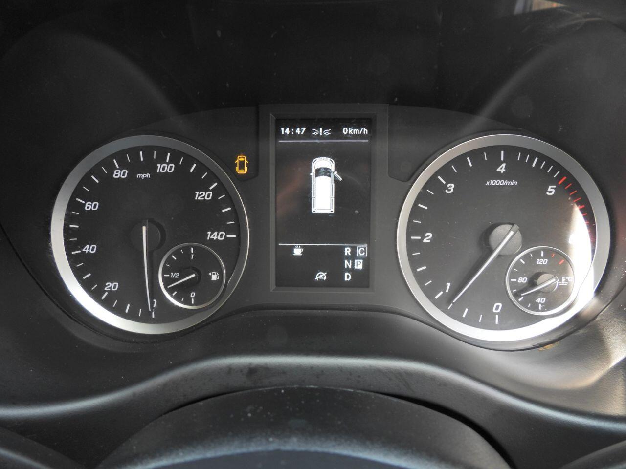 Mercedes-Benz Vito view 33