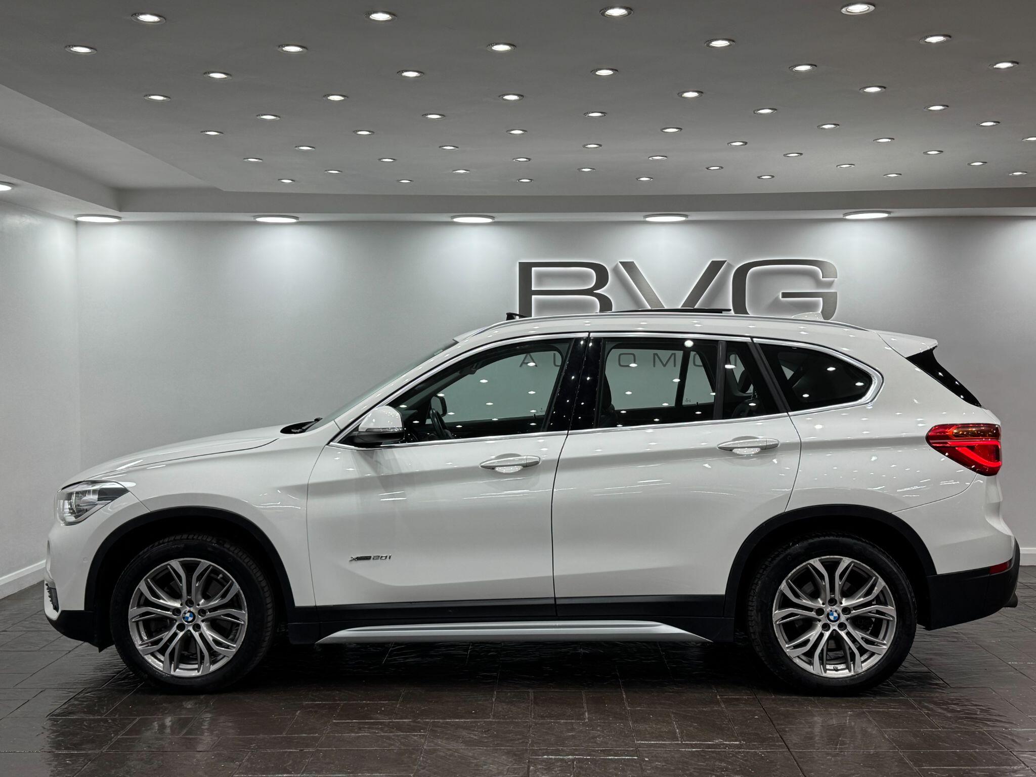 BMW X1 view 8